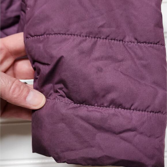 The North Face Girl's Mossbud Swirl Reversible Jacket - Picture 6 of 10